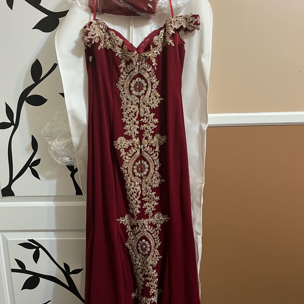 Formal dress🤍